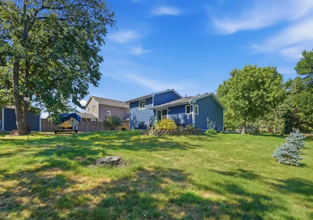 4th image of 12481 Ilex St Nw, Minneapolis, MN 55448 | MLS# 7120227