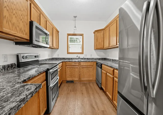 Photo 2 of Single family home for sale at 1473 Magnolia Ave E, Saint Paul, MN 55106 | MLS# 7120229 | Listing updated on 2026-09-22