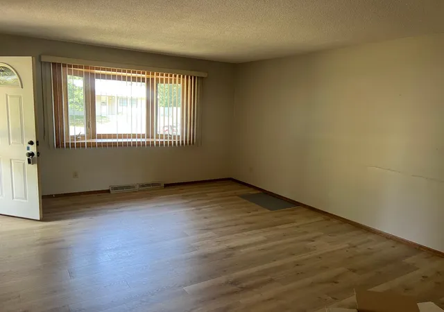 5th image of 436 Kennedy St, River Falls, WI 54022 | MLS# 7120246