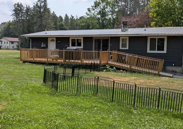 2nd image of 560 E Isle St, Isle, MN 56342 | MLS# 7120268