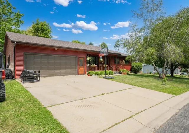 41st image of 306 Elm Court Dr, Goodhue, MN 55027 | MLS# 7120313