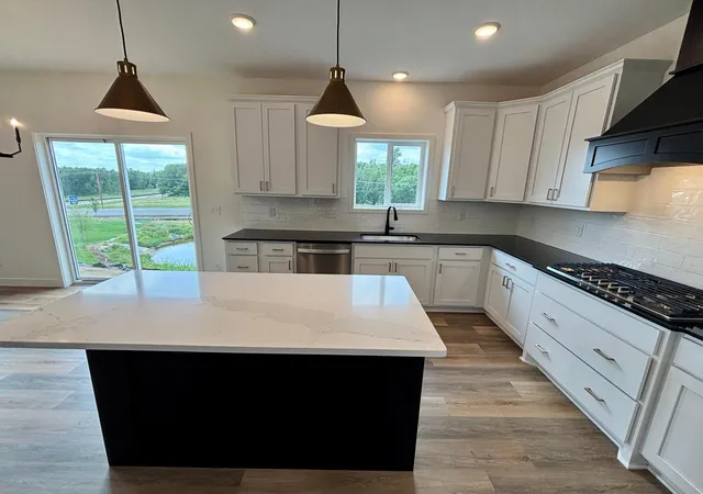 4th image of 819 Walnut Grove Ln, Hanover, MN 55341 | MLS# 7120322