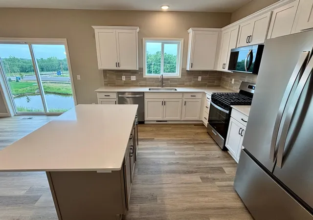3rd image of 831 Walnut Grove Ln, Hanover, MN 55341 | MLS# 7120324