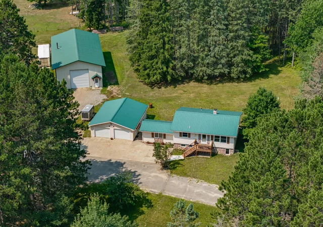 2nd image of 28249 Lost Lake Dr, Grand Rapids, MN 55744 | MLS# 7120341