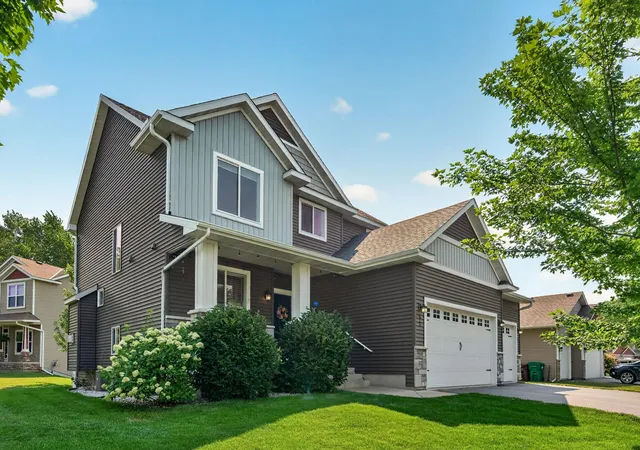 1st image of 625 Kadler Ave Ne, Hanover, MN 55341 | MLS# 7120342
