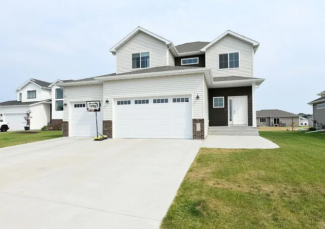 1st image of 6719 Smylie Ln S, Fargo, ND 58104 | MLS# 7120352