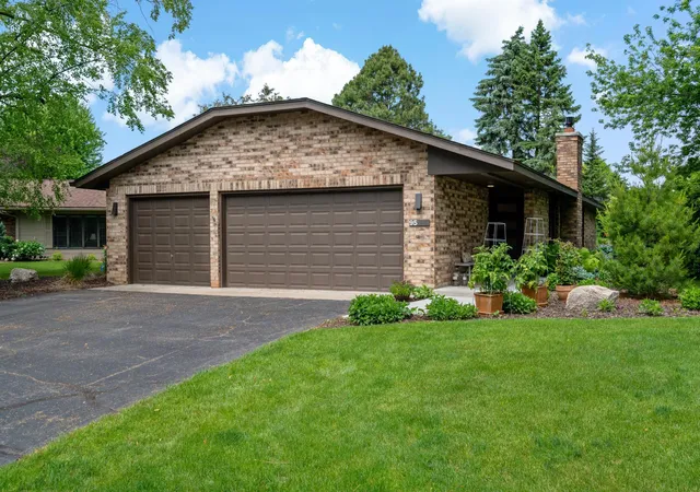 Photo 1 of Sale Pending at 95 Holly Ln N, Minneapolis, MN 55447 | MLS# 7120365 | Listing updated on 2026-09-01