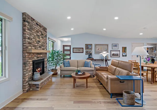 Photo 3 of Sale Pending at 95 Holly Ln N, Minneapolis, MN 55447 | MLS# 7120365 | Listing updated on 2026-09-01