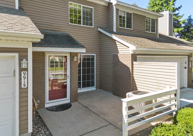 38th image of 9915 Fillmore St Ne, Minneapolis, MN 55434 | MLS# 7120400