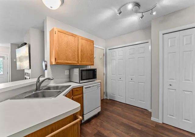 5th image of 9915 Fillmore St Ne, Minneapolis, MN 55434 | MLS# 7120400