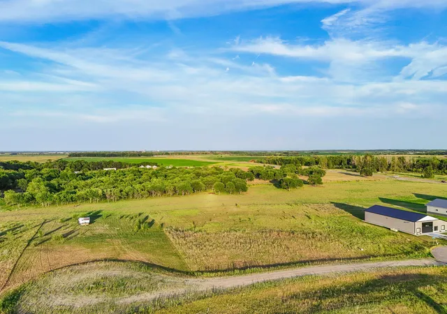 4th image of 441Xx 402Nd Ave #11, Perham, MN 56573 | MLS# 7120409