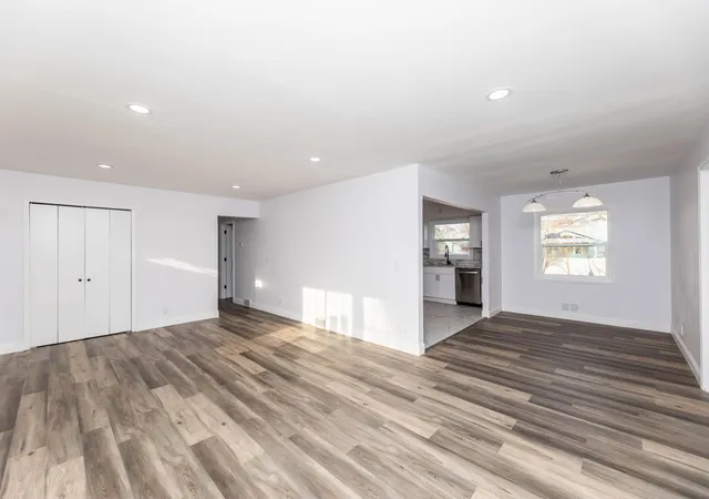 4th image of 6412 Indiana Ave N, Minneapolis, MN 55429 | MLS# 7120412
