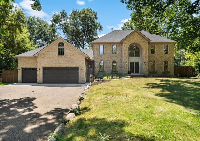 1st image of 1504 Fairfield Rd S, Minnetonka, MN 55305 | MLS# 7120424