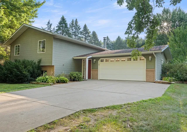 1st image of 11854 Zebulon Shores Dr, Little Falls, MN 56345 | MLS# 7120443