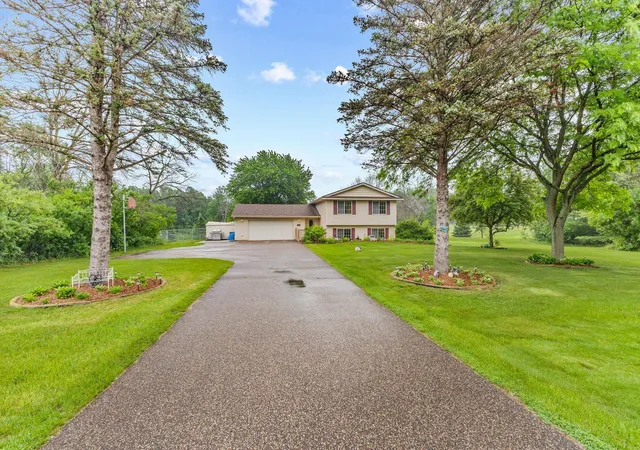 2nd image of 20075 Uplander St Nw, Cedar, MN 55011 | MLS# 7120447
