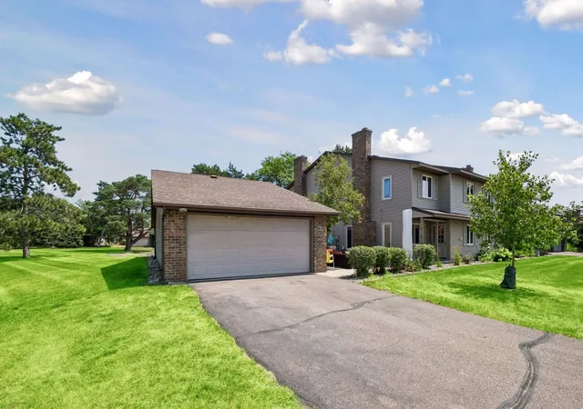 20th image of 1748 Karis Wy, Saint Paul, MN 55122 | MLS# 7120456