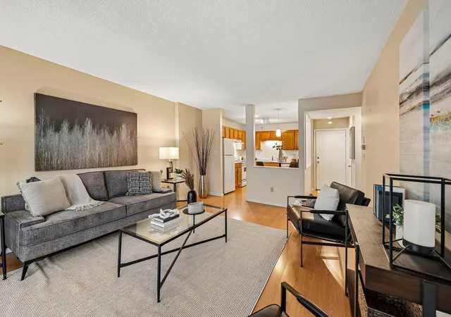 Photo 1 of Sale Pending at 121 Washington Ave S #1407, Minneapolis, MN 55401 | MLS# 7120482 | Listing updated on 2026-09-04