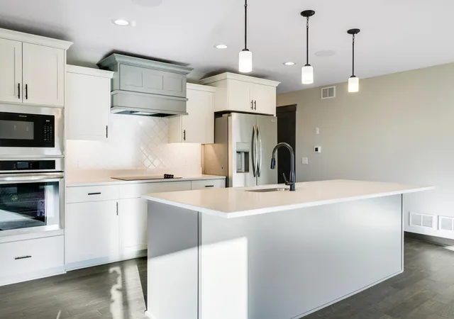 Photo 4 of Single family home for sale at 13566 Blackbird Way, Rosemount, MN 55068 | MLS# 7120498 | Listing updated on 2026-08-04