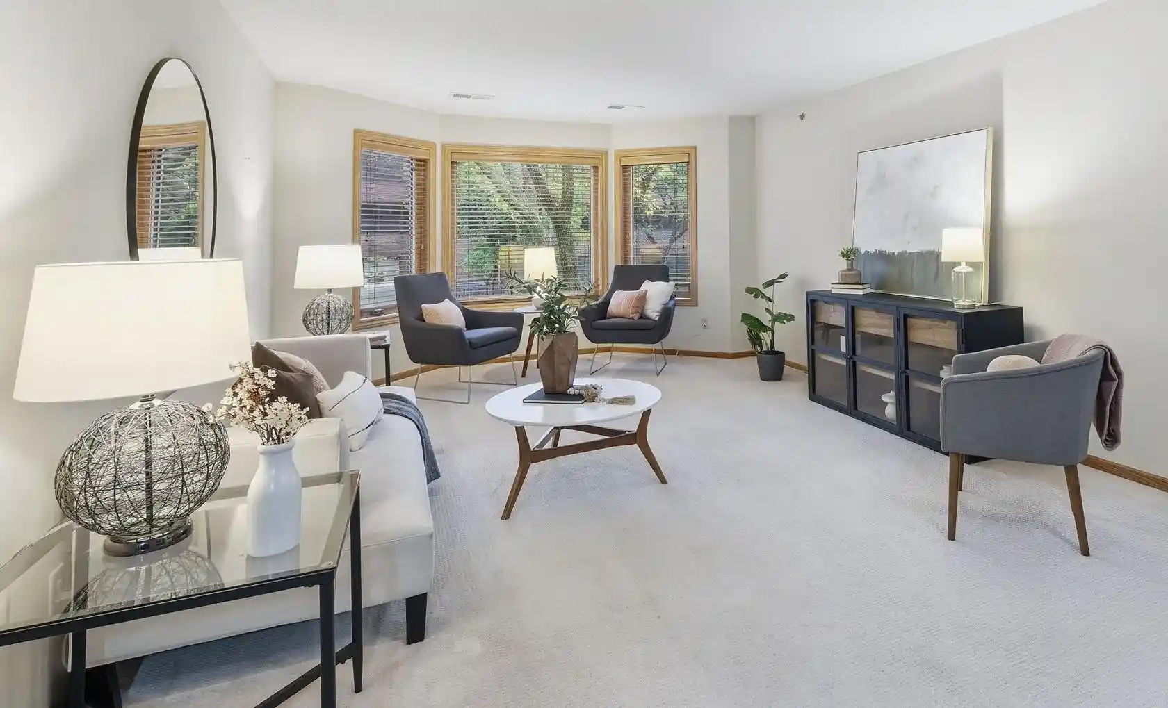 Listing Photo 2 - Condo for sale in 32 11th Ave S located at 32 11th Ave S, Hopkins, MN 55343 - Unit #215