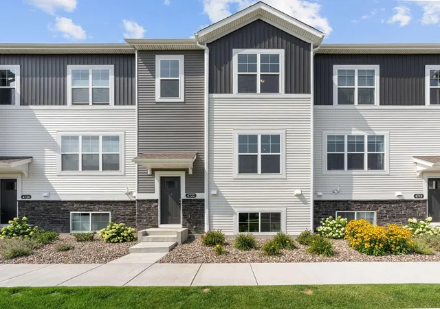 1st image of 4722 Bottlebrush Ln, Excelsior, MN 55331 | MLS# 7120531