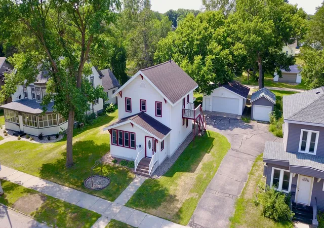 1st image of 620 Main St S, Sauk Centre, MN 56378 | MLS# 7120548
