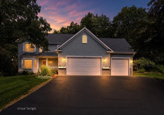 2nd image of 1016 Willow River Rd, Hudson, WI 54016 | MLS# 7120573
