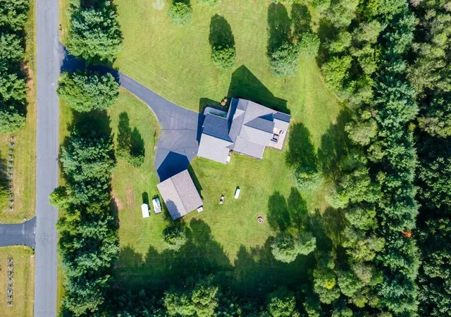 4th image of E8270 660Th Ave, Elk Mound, WI 54739 | MLS# 7120585