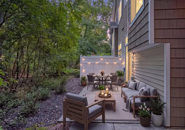 2nd image of 8271 Kimball Dr, Eden Prairie, MN 55347 | MLS# 7120593