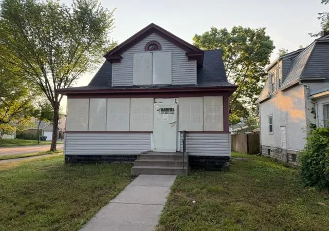 Photo 1 of Single family home for sale at 2030 Russell Ave N, Minneapolis, MN 55411 | MLS# 7120603 | Listing updated on 2026-08-06