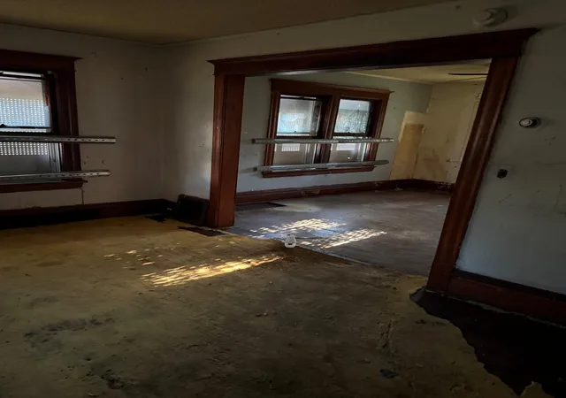 Photo 9 of Single family home for sale at 2030 Russell Ave N, Minneapolis, MN 55411 | MLS# 7120603 | Listing updated on 2026-08-06
