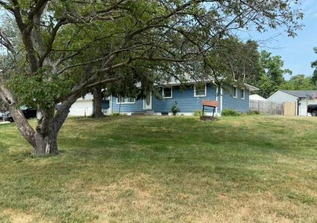 Photo 2 of Sale Pending at 6132 Edgewood Ave, Saint Paul, MN 55125 | MLS# 7120614 | Listing updated on 2026-09-01