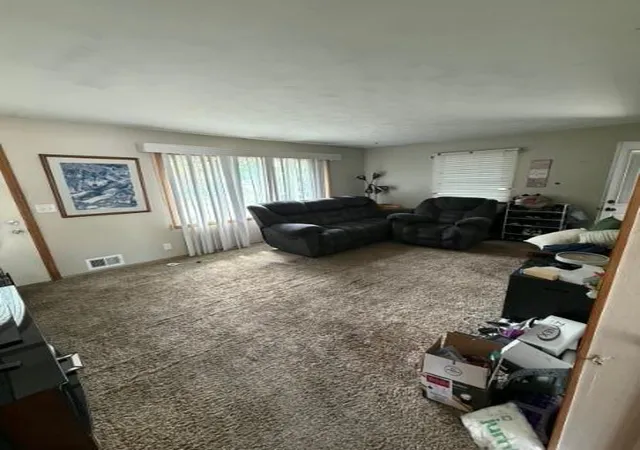 Photo 4 of Sale Pending at 6132 Edgewood Ave, Saint Paul, MN 55125 | MLS# 7120614 | Listing updated on 2026-09-01