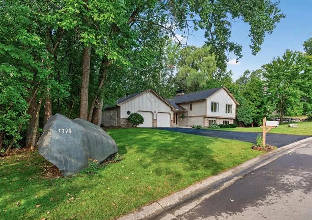 Photo 2 of Single family home for sale at 7390 130th Street W, Saint Paul, MN 55124 | MLS# 7120619 | Listing updated on 2026-08-27