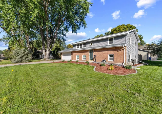Photo 1 of Single family home for sale at 5220 Lowry Ter, Minneapolis, MN 55422 | MLS# 7120644 | Listing updated on 2026-10-09