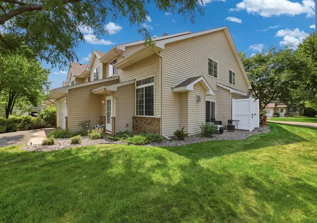 2nd image of 20587 Abbey Ln #150, Farmington, MN 55024 | MLS# 7120647