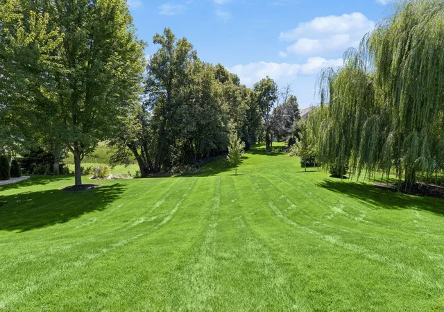 2nd image of 2195 Gallery Ct, Victoria, MN 55386 | MLS# 7120652