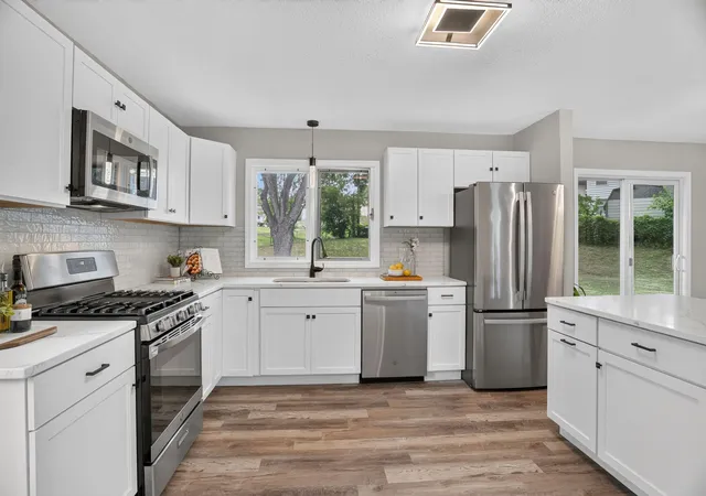 image of 3274 68th Ct E, Inver Grove Heights, MN 55076 | MLS# 7120666