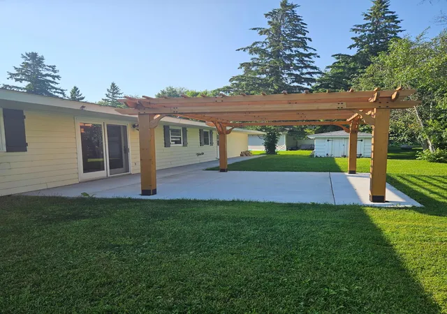 Photo 3 of Sale Pending at 126 Elm Dr, Warroad, MN 56763 | MLS# 7120676 | Listing updated on 2026-08-14