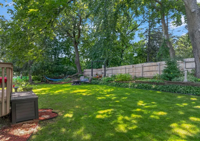 Photo 2 of Single family home for sale at 2014 Telemark Ct Nw, Rochester, MN 55901 | MLS# 7120690 | Listing updated on 2026-10-07