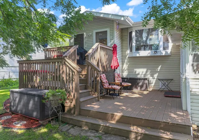 Photo 4 of Single family home for sale at 2014 Telemark Ct NW, Rochester, MN 55901 | MLS# 7120690 | Listing updated on 2026-10-07