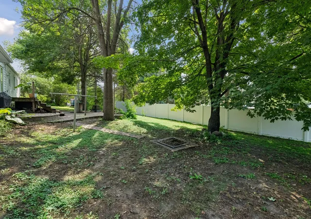 17th image of 107 5th St Sw, Young America, MN 55397 | MLS# 7120732