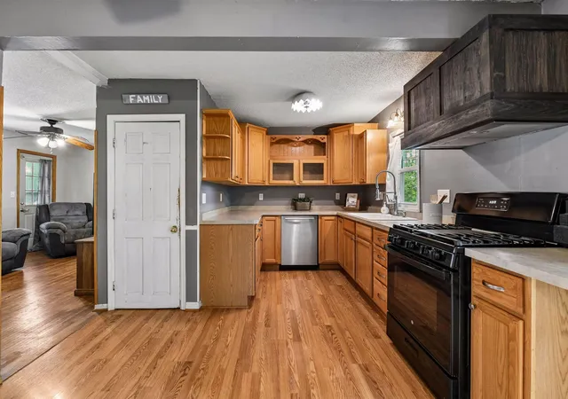 5th image of 107 5Th St Sw, Young America, MN 55397 | MLS# 7120732