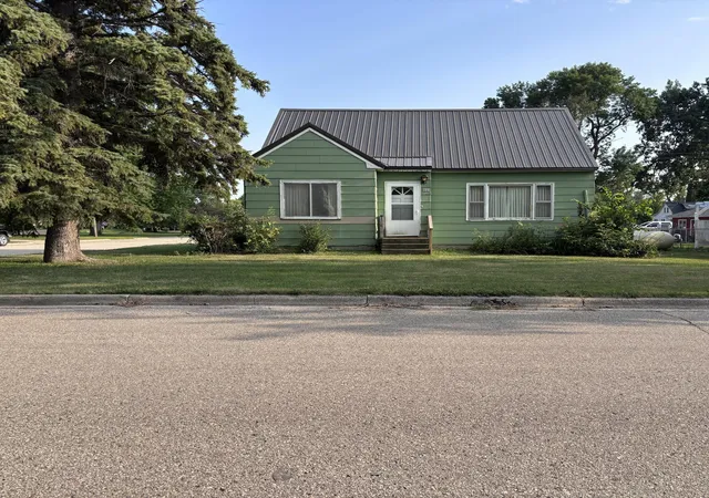 Photo 1 of Single family home for sale at 217 Iowa Ave, Hoffman, MN 56339 | MLS# 7120741 | Listing updated on 2026-10-05