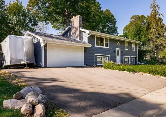 2nd image of 5409 Church Rd, Mound, MN 55364 | MLS# 7120772