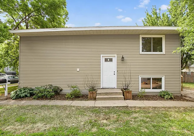 Photo 2 of Single family home for sale at 137 18th Avenue N, Saint Cloud, MN 56303 | MLS# 7120778 | Listing updated on 2026-08-07
