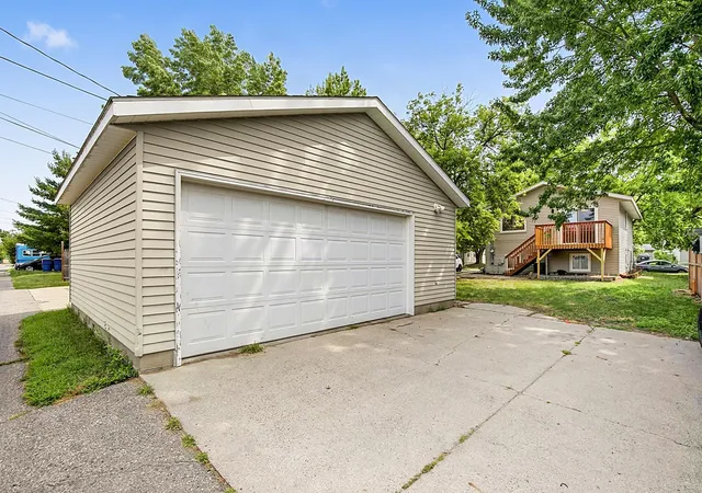 Photo 3 of Single family home for sale at 137 18th Avenue N, Saint Cloud, MN 56303 | MLS# 7120778 | Listing updated on 2026-08-07