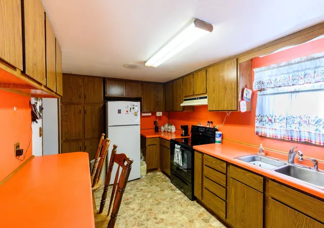 image of 1520 9th St, Eau Claire, WI 54703 | MLS# 7120797