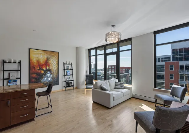 Photo 3 of Condo for sale at 215 10th Avenue S #703, Minneapolis, MN 55415 | MLS# 7120813 | Listing updated on 2026-08-04