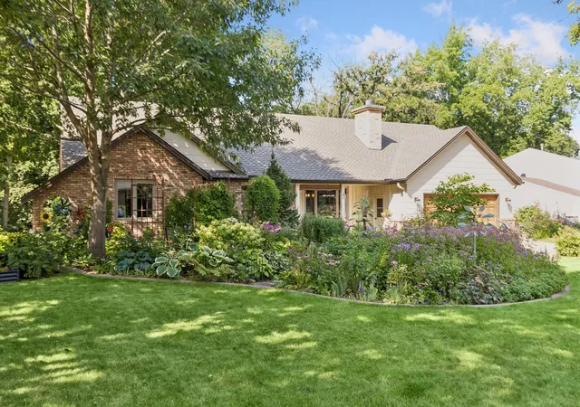 1st image of 14885 Ironwood Ct, Eden Prairie, MN 55346 | MLS# 7120818