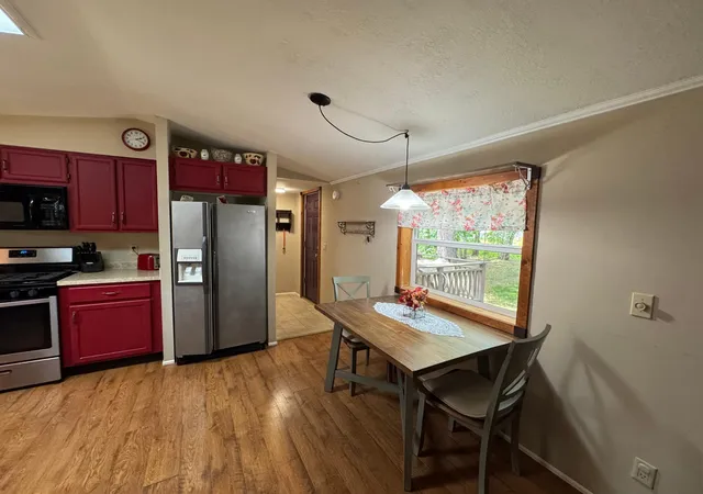 5th image of 37647 Teal Dr, Sturgeon Lake, MN 55783 | MLS# 7120825